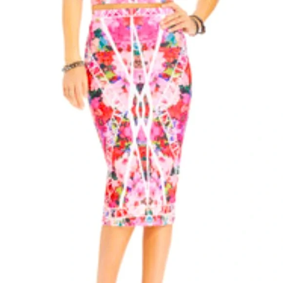 Material girl | Juniors Mirror Floral Print Pencil skirt - Picture 1 of 12